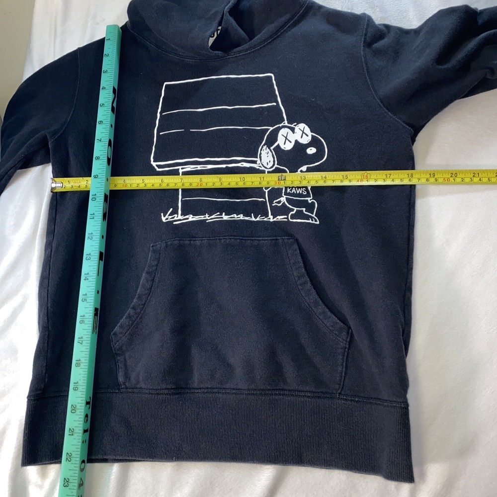 Uniqlo Joe Kaws Peanuts Hoodie Snoopy Womens Small UT Streetwear Collab Cartoon - Picture 6 of 9